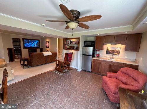 803 Hook Hill Rd, Richmond National Battlefiel VA  22835-3505 exterior