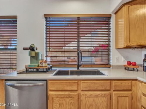 6428 Wahalla Ln, Glendale AZ 85308-5580 exterior