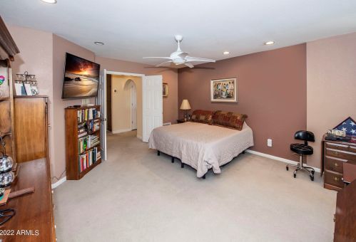 15815 Thistle Dr, Scottsdale AZ 85268-4446 exterior