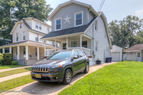 920 Sunset Ave, Tinton Falls, NJ 07712-5032