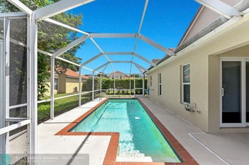 4053 Dorado Dr, West Palm Beach, FL 33418-6510