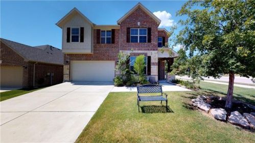 3200 Glen Crest Ln, Denton, TX 76208-5282