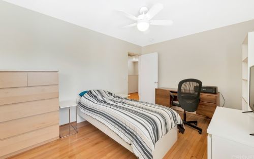 4646 Noble Ave, Van Nuys CA 91403-2013 exterior