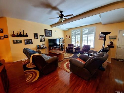 47305 Shady Oaks Ln, Temecula CA 92592-2933 exterior