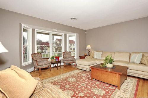 14 Delongis Ct, Sparkill, NY 10976-1245