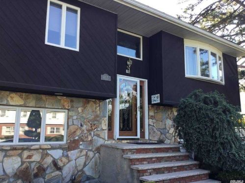 655 Grand Ave, North Lindenhurst, NY 11757-3124