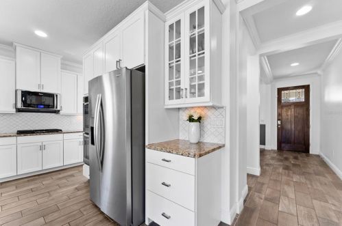 1669 Feather Grass Loop, Lutz FL  33558-2802 exterior