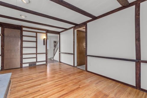 226 Iola St, Glenshaw PA  15116-2029 exterior