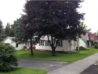 24 Grove St, Goshen, VT 05733-1002