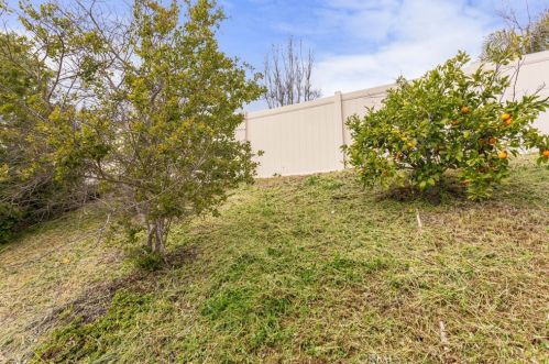32290 Calle Avella, Temecula CA  92592-3860 exterior