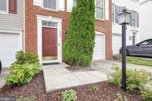 2524 Terra Cotta Cir, Herndon, VA 20171-4698