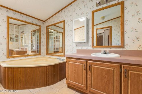 6903 Taylor Ln, Tucson AZ 85743-9360 exterior