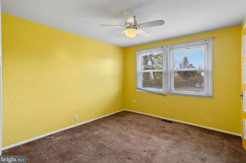 16 Turner Ln, Willingboro NJ  08046-3622 exterior