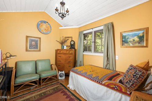 2919 Lake Ave, Altadena CA  91001-1621 exterior