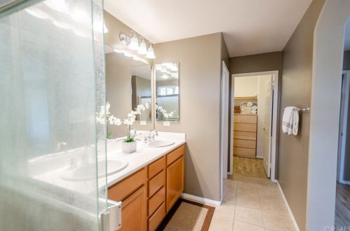 7040 Piedmont St, Chino CA  91710-6962 exterior