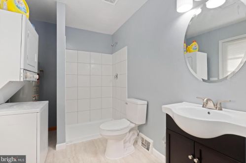 7007 Smith Station Rd, Spotsylvania VA  22553-1810 exterior