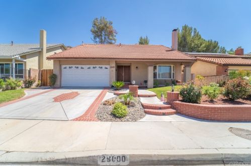 29000 Gladiolus Dr, Santa Clarita CA  91387-1828 exterior