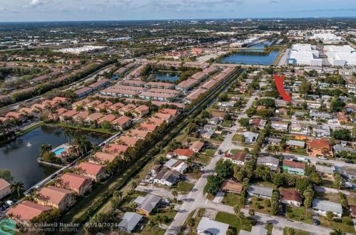1645 31st St, West Palm Beach, FL 33404-3553