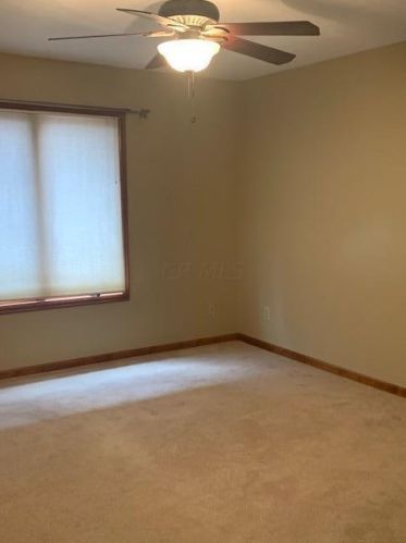 2239 Feather Ln, Marion OH  43302-8266 exterior