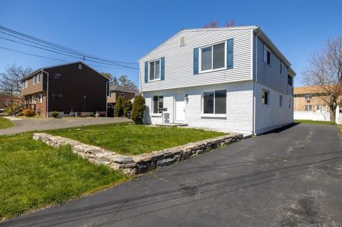 31 Mariners Ln, Stamford, CT 06902-7407