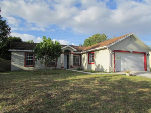 2274 Longhorn Ave, Fort Pierce, FL 34952-6814