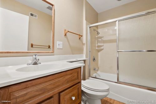 10859 Greenford Dr, San Diego CA  92126-2706 exterior