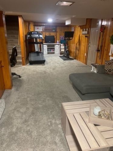 1812 Park Circle Dr, Glenshaw PA  15116-2137 exterior