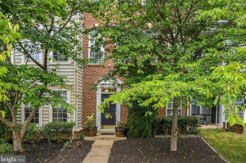 10640 Bristow Station Dr, Bristow, VA 20136-1363
