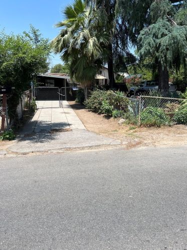 7004 Del Rosa Ave, San Bernardino CA  92404-6410 exterior