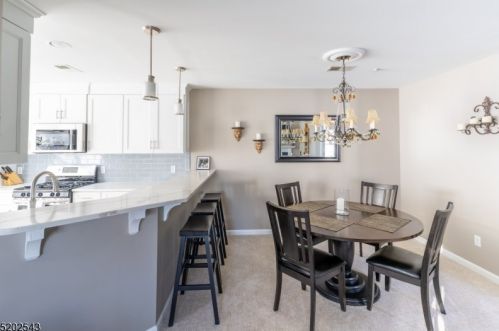 28 Homestead Ln, Lincoln Park NJ  07035-2033 exterior