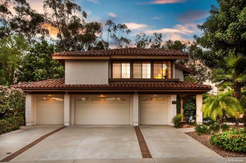 12550 Fairbrook Rd, San Diego, CA 92131-2233