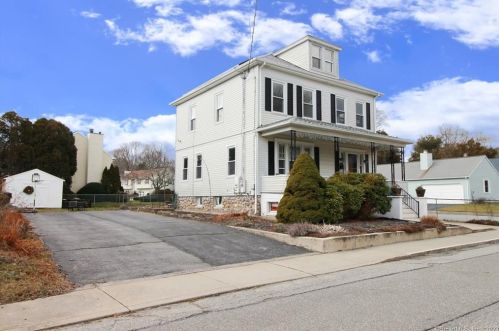 35 Lester St, United States Coast Guard Ac, CT 06320-4303