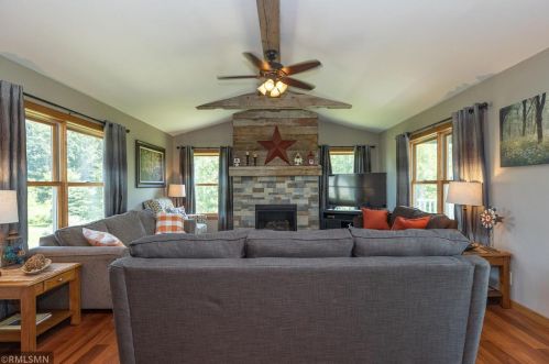 1748 30th Ave, Hammond WI  54015-5215 exterior