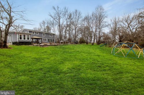 10329 Gordon Rd, Spotsylvania VA  22553-3725 exterior