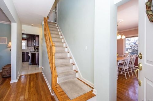 109 Johnson Rd, Scarsdale, NY 10583-6203