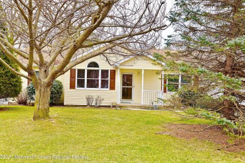 1335 Lee Way, Lacey, NJ 08731-4122