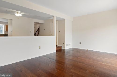 5447 Pond Rd, Harrisburg PA 17111-3765 exterior