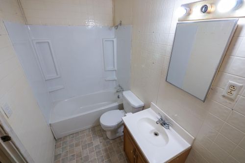 3065 Schell Dr, Marion OH  43302-8754 exterior