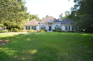 2007 Shoreside Dr, Pinopolis, SC 29469-5049