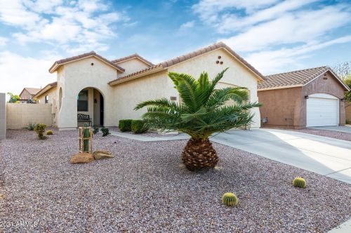 2307 Kristina Ave, Queen Creek, AZ 85142-6711