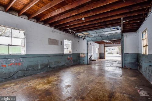 248 Blue Ridge Dr, Madison Mills VA  22960-1738 exterior