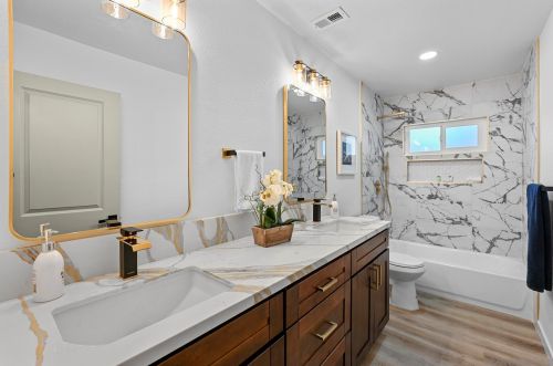 4570 Mount La Platta Pl, San Diego CA  92117-3045 exterior