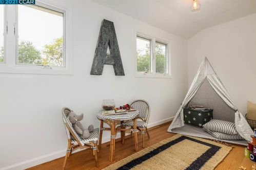 7 Calvin Ct, Orinda CA  exterior