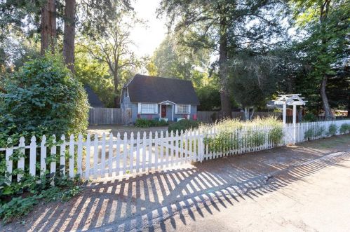 212 Riverside Ave, Ben Lomond CA  95005-9588 exterior