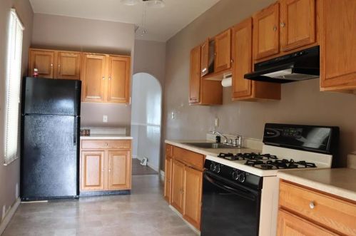 816 Bushkill St, Easton PA  18042-3340 exterior