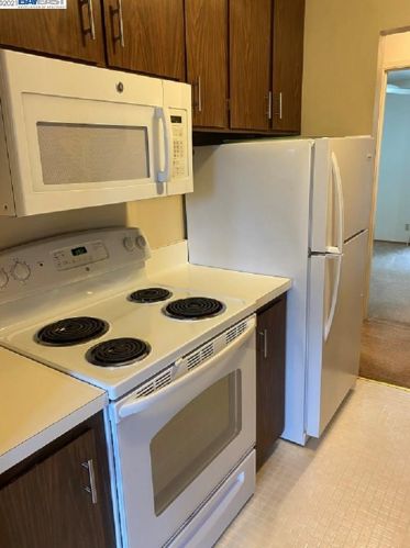 5230 Coronado Ave, Oakland CA 94618-1005 exterior