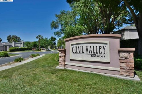 1305 Quail Valley Run, Oakley, CA 94561-3423