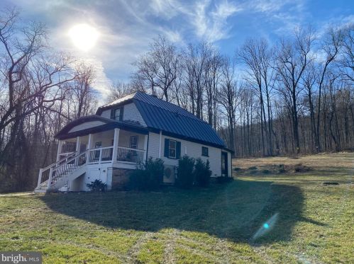 13413 Mountain Rd, Lovettsville VA  20180-2816 exterior