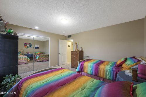 10850 Brookside Dr, Sun City AZ 85351-1013 exterior