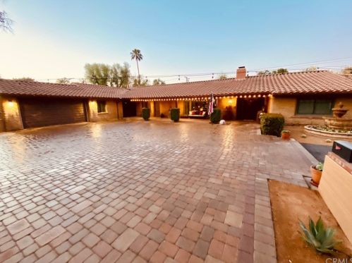 2501 Prince Albert Dr, Riverside, CA 92507-5769